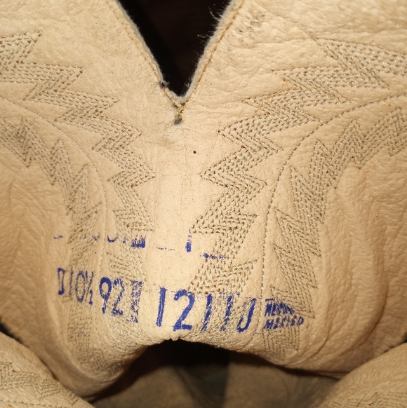 Cowtown Handmade Leather Thrashed Western Southwestern Bohemian Cowboy Boot - Picture 8 of 9